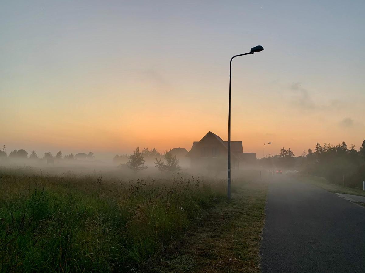 Pokoje Goscinne Ewela Łeba Exteriör bild