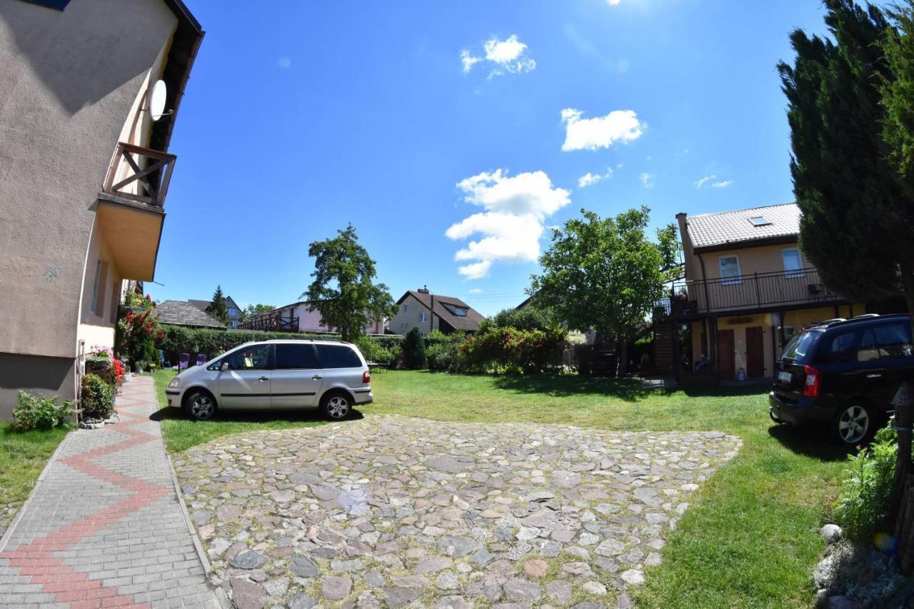 Pokoje Goscinne Ewela Łeba Exteriör bild
